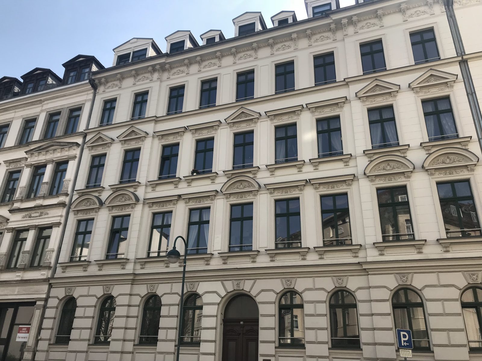 Gründerzeit-Fassade des Hauses in Leipzig Zentrum-West